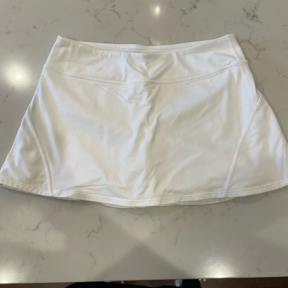 Women’s White Lululemon Skort